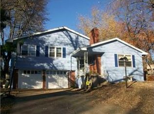 5216 Fuller Dr, Kansas City, MO 64133