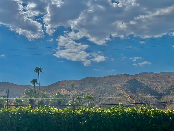 4th image of 68025 Valley Vista Dr