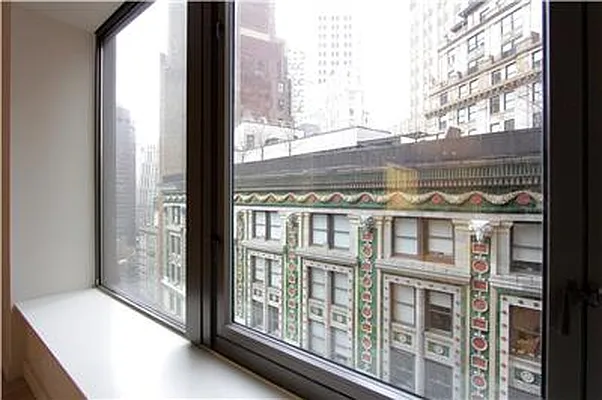 Rented by Domus Realty | media 37