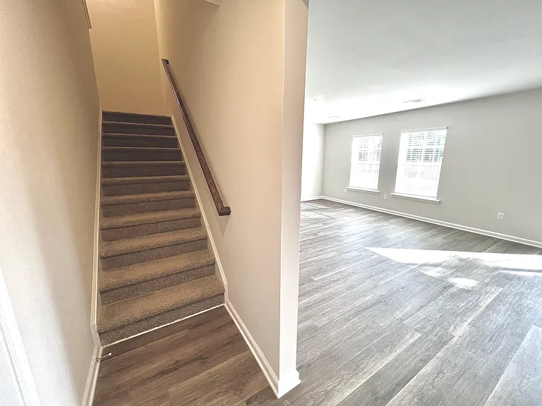 60 Ruffian Ct — Photo 18