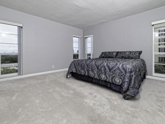 4th image of 3100 N Palm Aire Dr APT 710