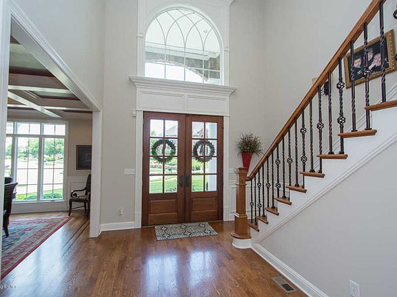 3rd image of 15101 Meadow Farms Ct