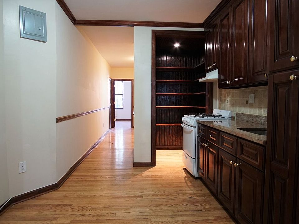 1st image of 1586 York Ave #1