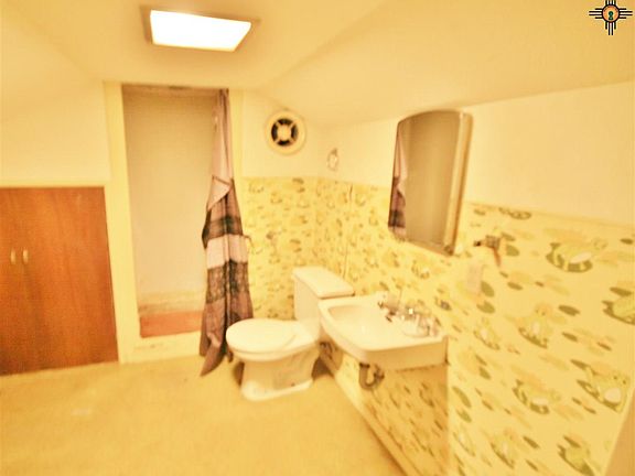 5th image of 120 Highland Dr