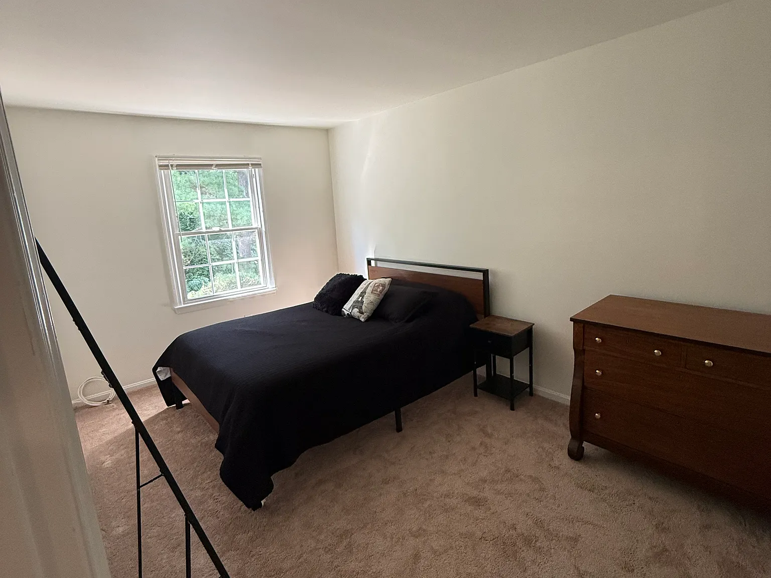 3 bed, 1952 sqft, $1,250 — Photo 3