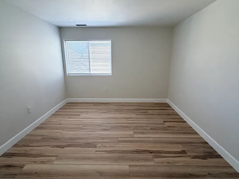 44 Warner St #B5 — Photo 12