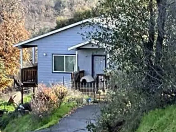 19940 Honey Hill Dr, Hidden Valley Lake, CA 95467