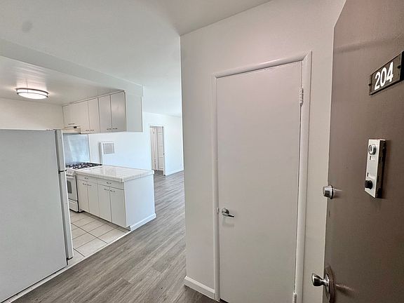 3rd image of 11720 Bellagio Rd APT 204