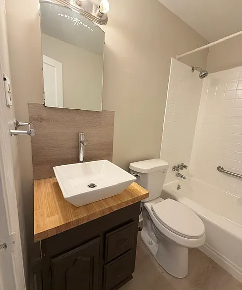 1505 Park Ave — Photo 7
