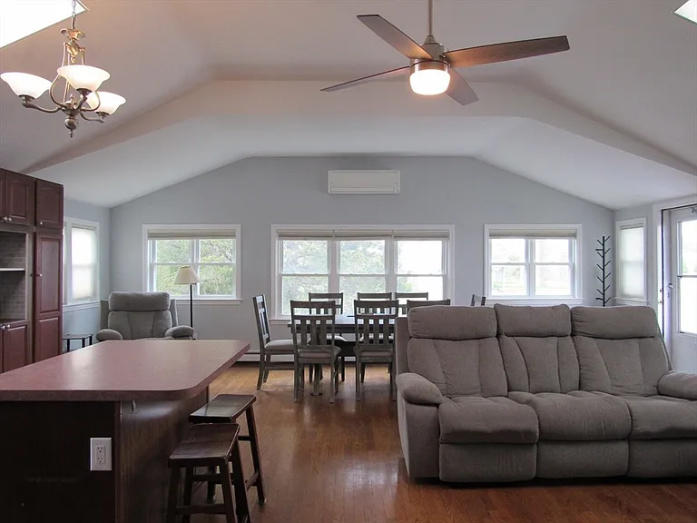 9 Saltworks Ln #WINTER RENT — Photo 4