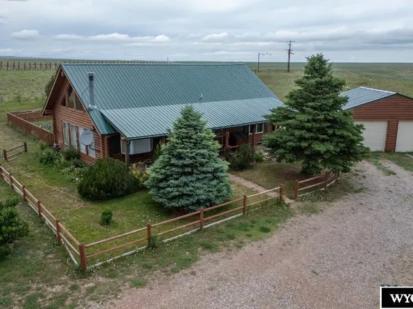 1 W Hunton Creek Rd, Wheatland, WY 82201