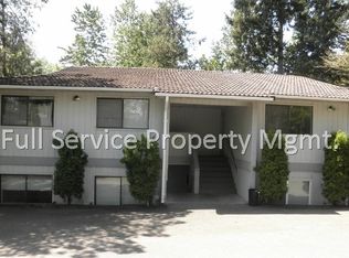 24423 27th Ave S APT 3, Des Moines, WA 98198