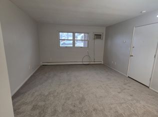 571 Lincoln Ave APT 4, Struthers, OH 44471