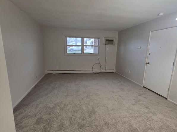 571 Lincoln Ave APT 4