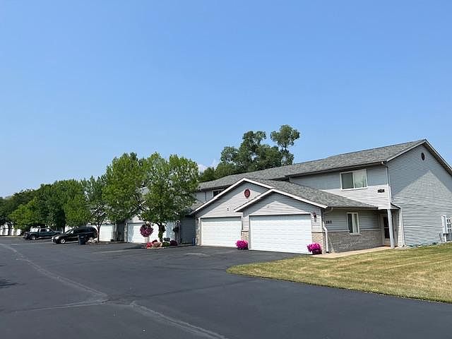 Lakeshore Village