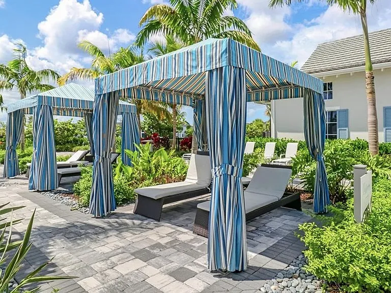 9241 Cayman Dr — Photo 45