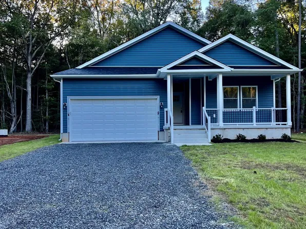 366 Circle Ln, Colonial Beach, VA 22443