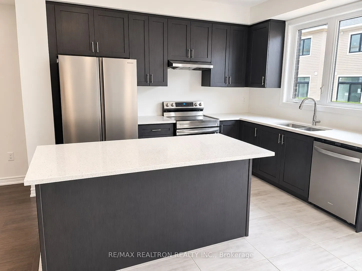 3 bed, $2,800 — Photo 3