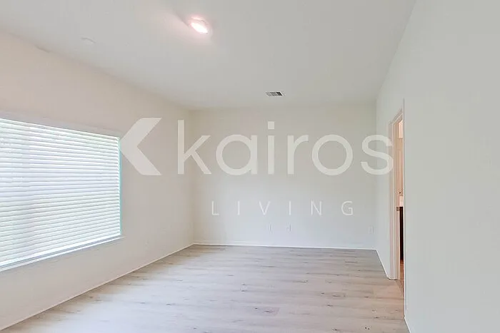 10631 Hillside Creek Dr — Photo 12