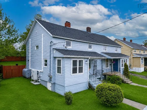32 Richmond St, Sydney, NS B1P 2T9