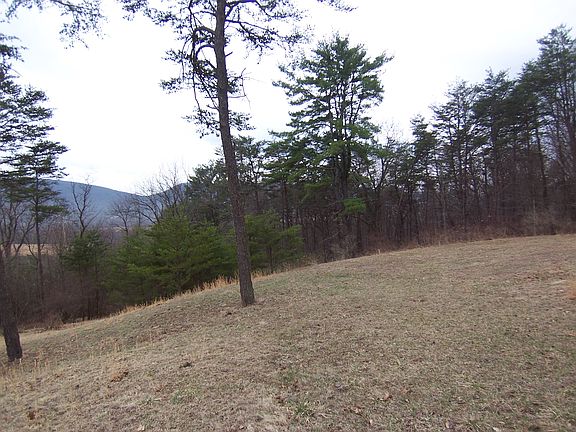 2nd image of 73 Whispering Pines Dr