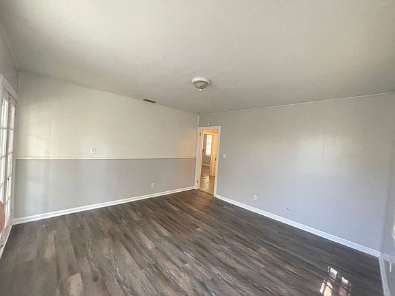 5th image of 131 W 23rd St #2B-1BA-960SQFT