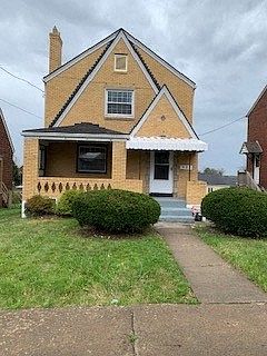 427 Ford St