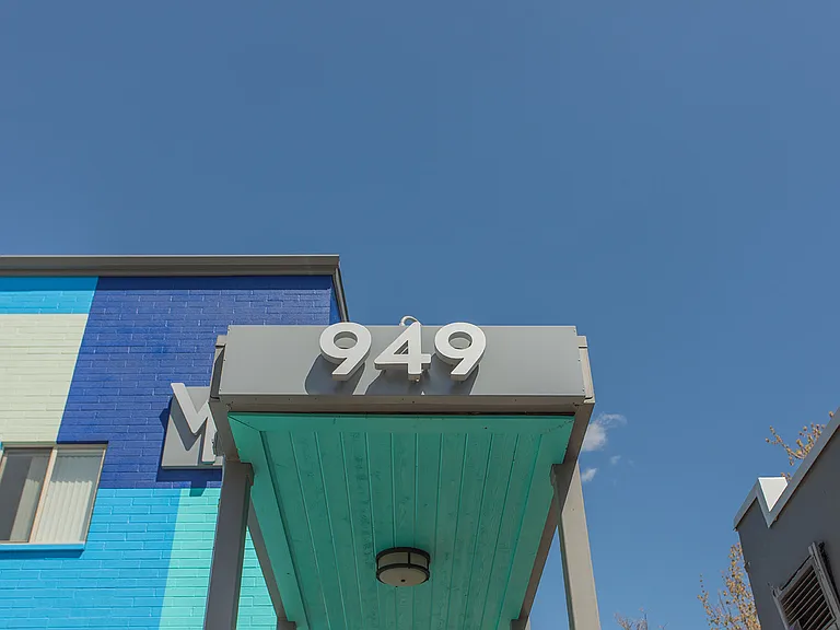 View House — Photo 16