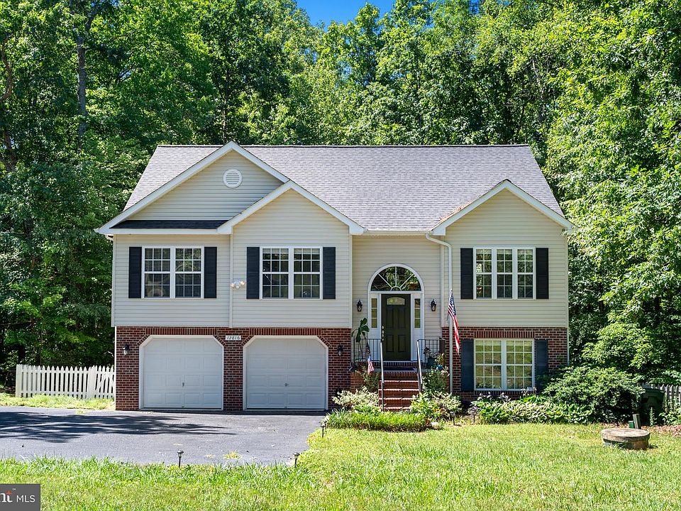 1st image of 12816 Garrison Ln