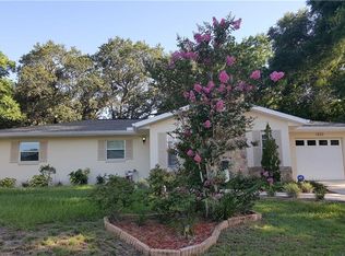 1620 Salvador St, Deland, FL 32720