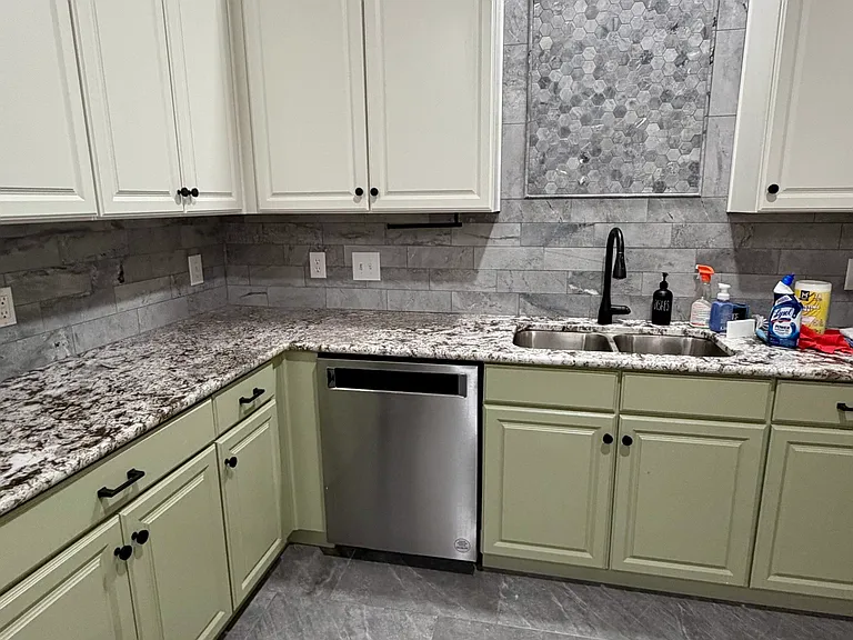 1001 Roberts Bend Ct — Photo 7