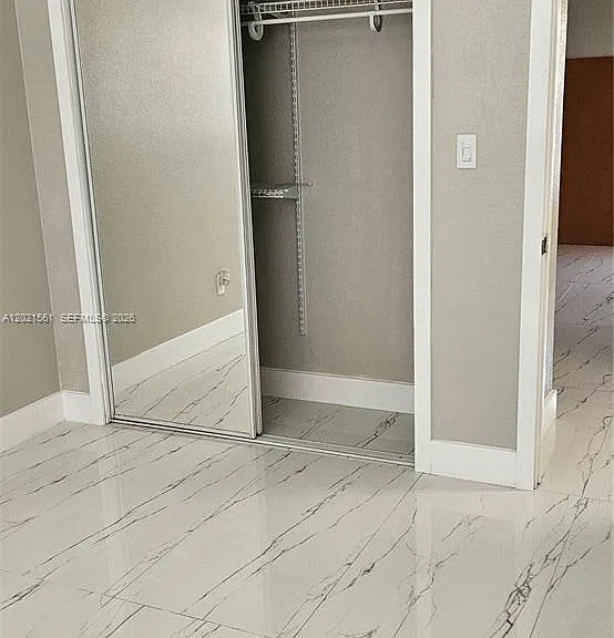160 NW 14th St #9 — Photo 5