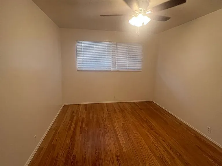 8366 Sargent Ave — Photo 47