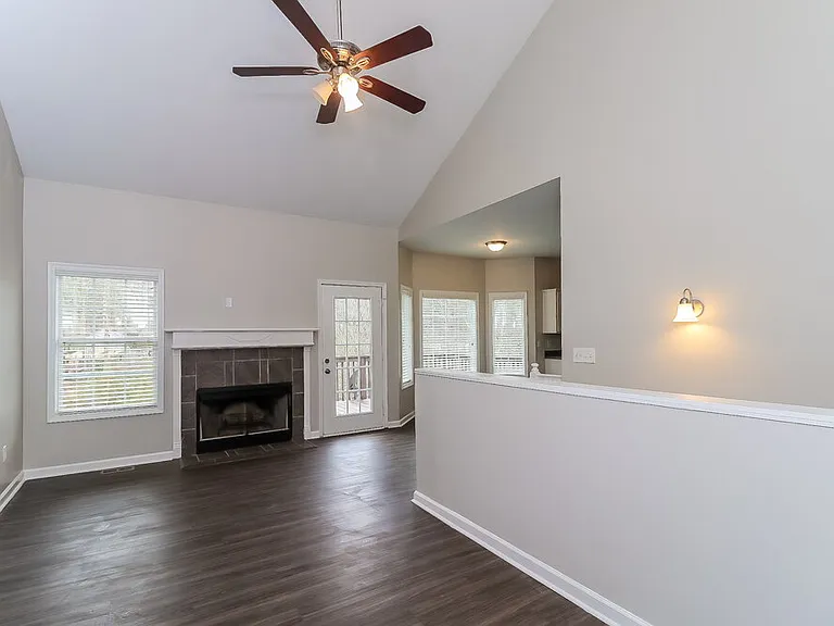 36 Hickory Holw SW — Photo 8