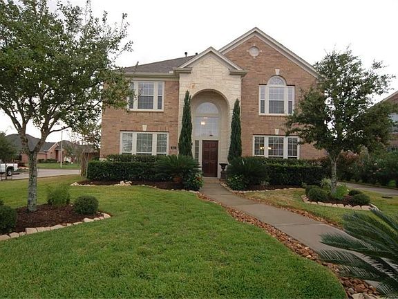 2nd image of 512 Baycliff Ct