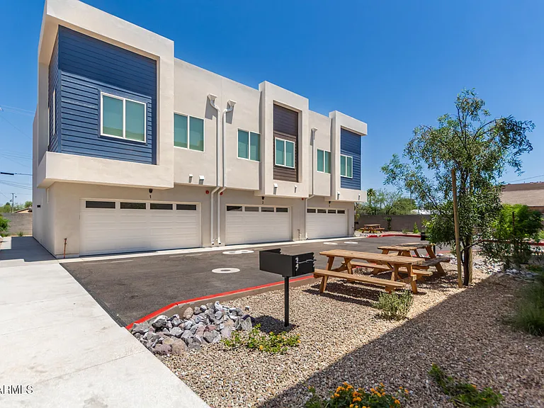 1642 E Monte Vista Rd #2 — Photo 29