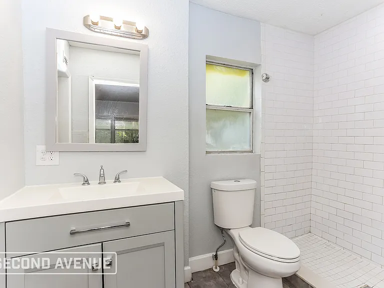 5568 Verbena Rd — Photo 11