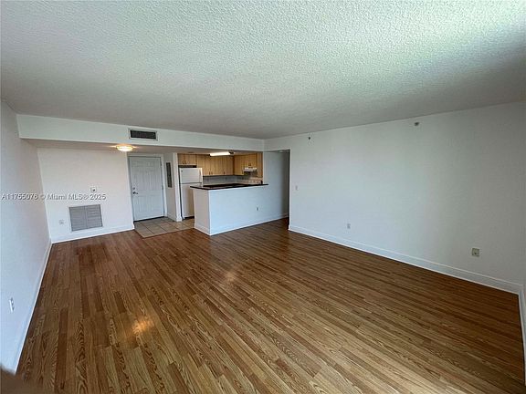 3rd image of 3000 Coral Way APT 1501