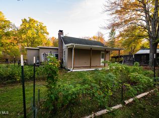 261 Old Post Rd, Ballston Spa, NY 12020