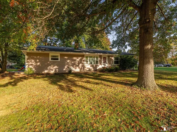 405 Meadow Dr, Morenci, MI 49256