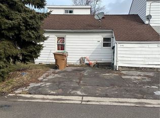 36 Glenwood Ct APT E, Buffalo, NY 14225