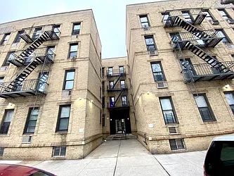 Rented by LRGNY Group, Inc.