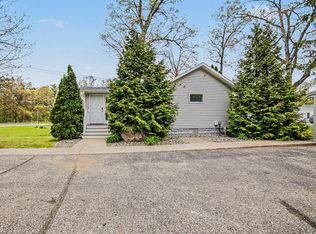 5948 Holton Rd, Twin Lake, MI 49457
