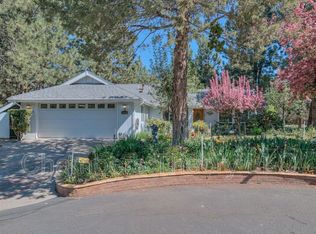 20750 Will Scarlet Ln, Bend, OR 97702