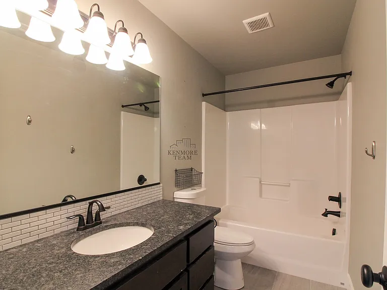 4380 S Anderson Pl — Photo 11