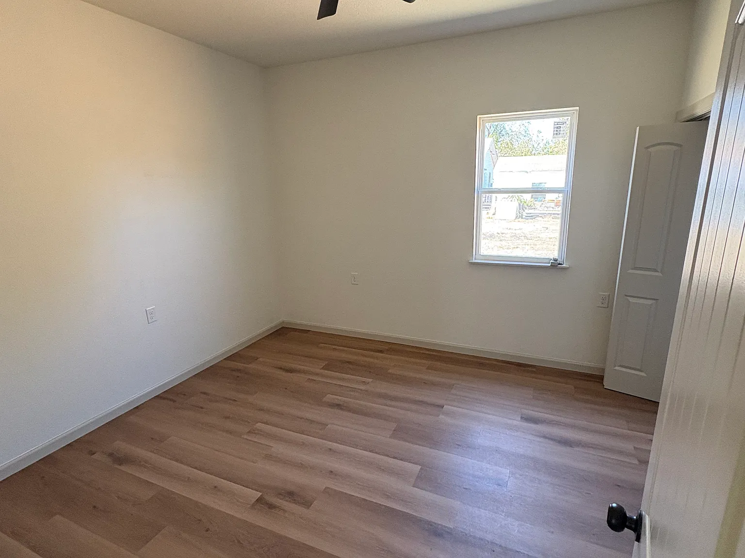 2 bed, 970 sqft, $1,495 — Photo 3