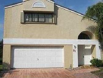 1st image of 21 Hawthorne Ln