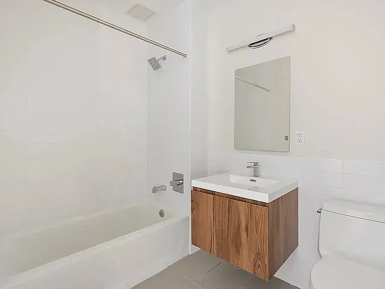 521 W 134th St #2A — Photo 12