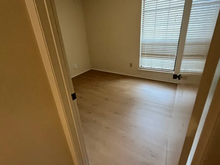 1908 Chasewood Cir #207 — Photo 10