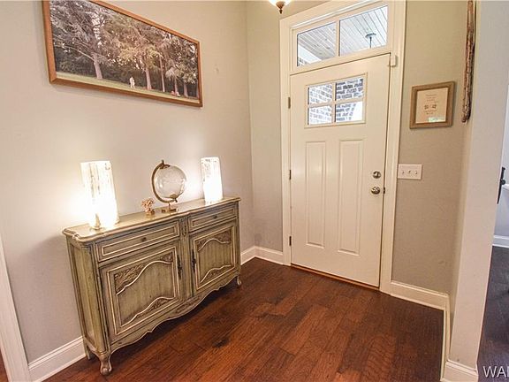 3rd image of 4113 Lakepoint Dr